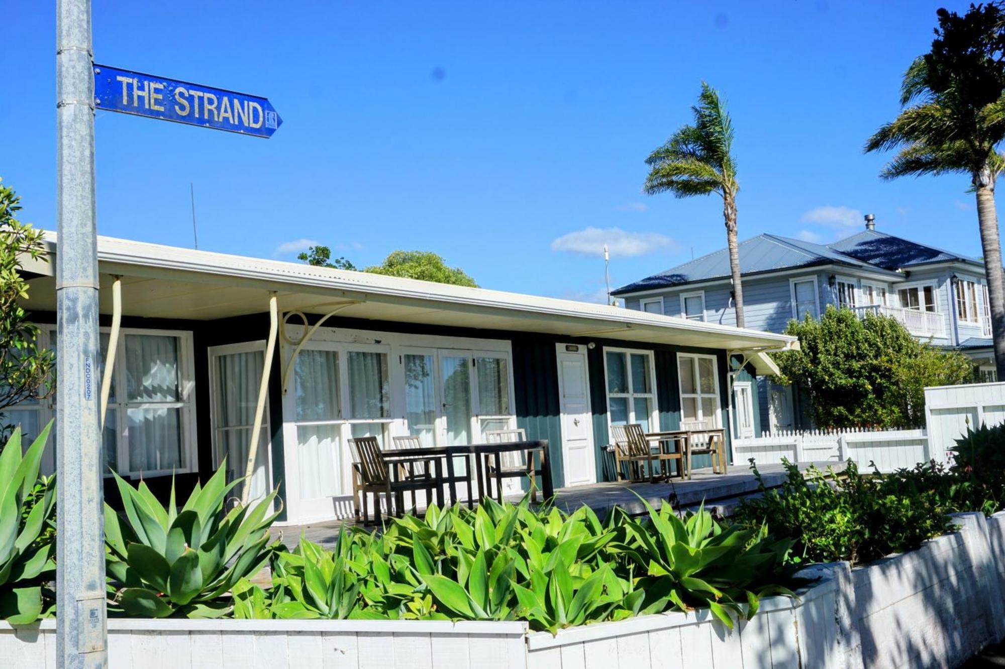 Last On The Strand, Russell - The Boathouse Esterno foto